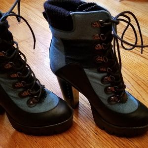 Denim/jean boots